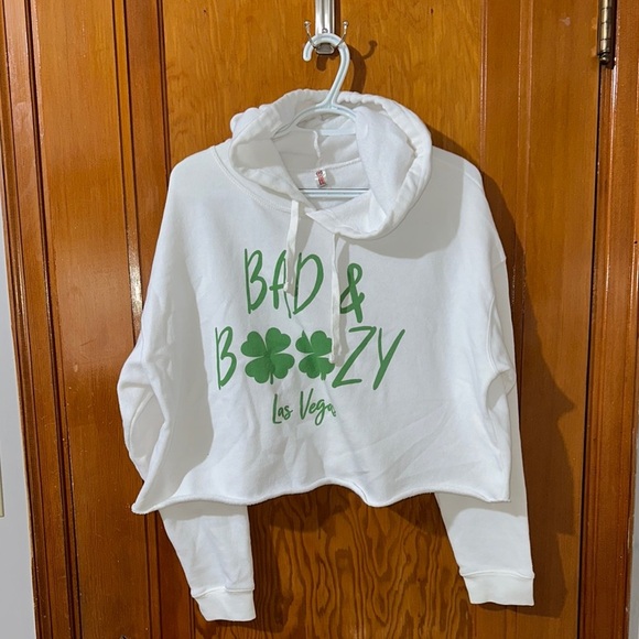 women’s White Cropped Hoodie with Green Print size large. - Picture 1 of 3
